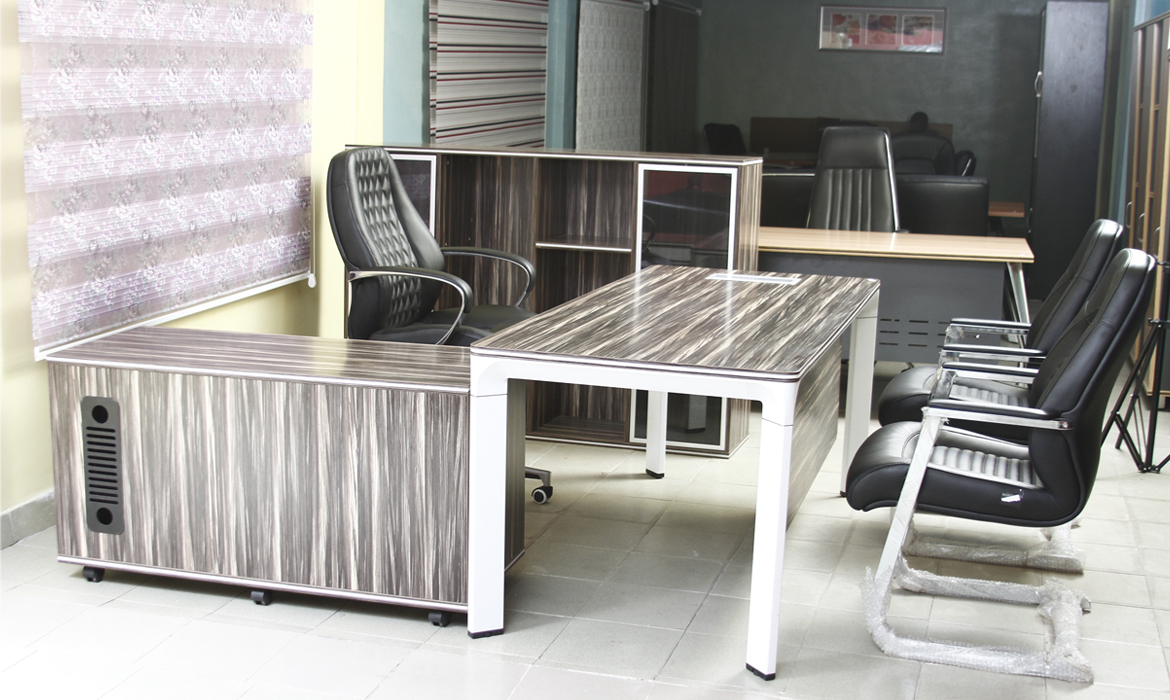 Leading Manufacture of Office furniture in Bangalore